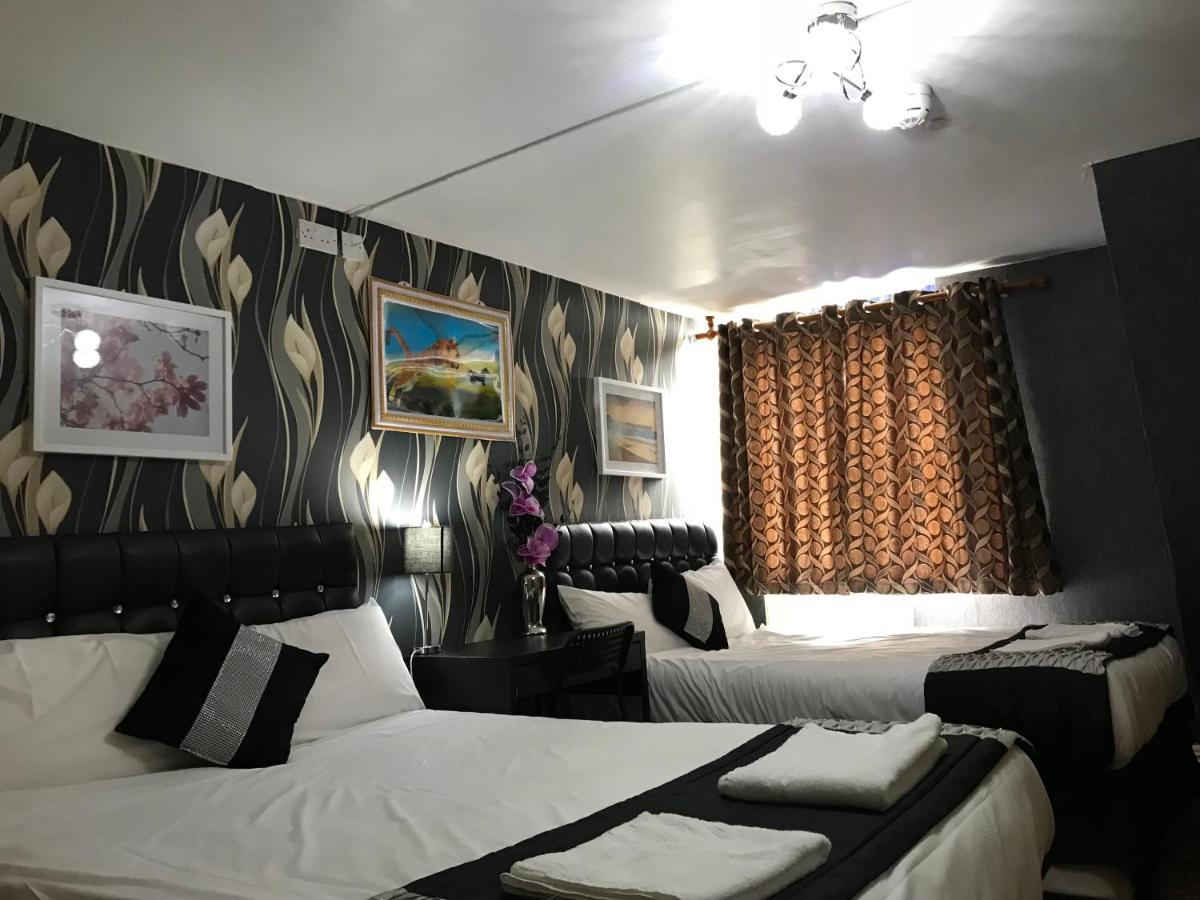 Pacific Inn London Heathrow Southall Room photo